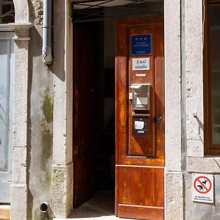 Old Town - Heart Of Rovinj - Free-Parking Apartamento *